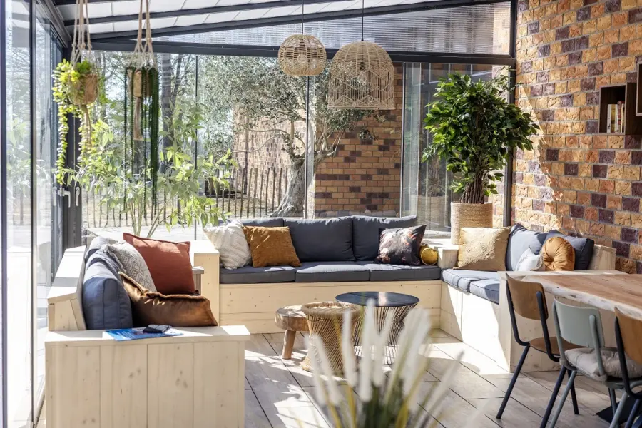 Binnenruimte tuinkamer strandcamping Makkum Friesland