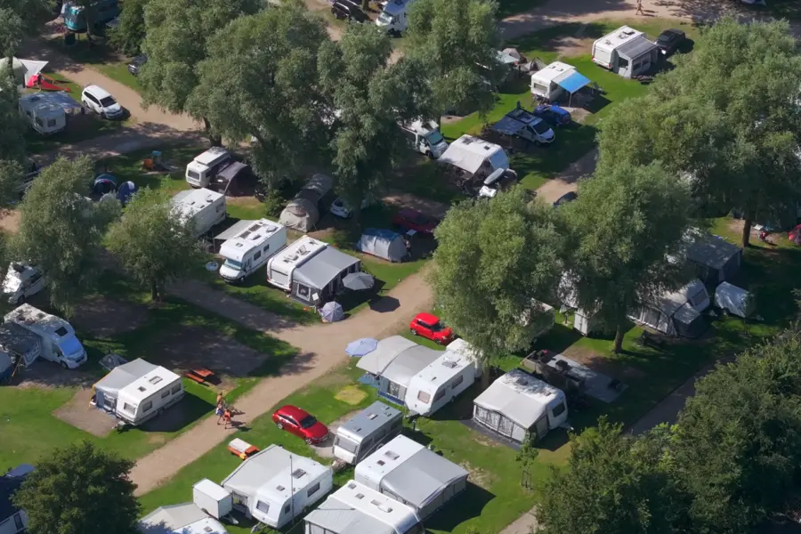 Luchtfoto kampeerplaatsen 2