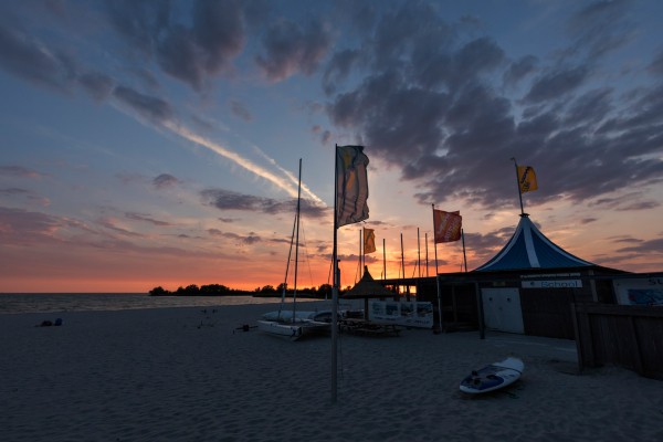 avondzon surfschool.jpg